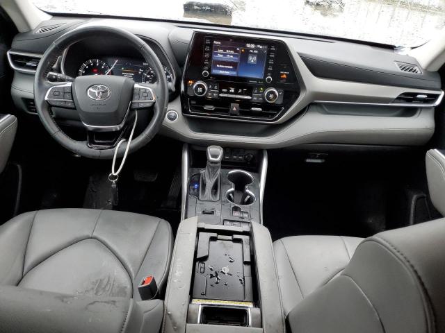 5TDGZRAH8MS085797 - 2021 TOYOTA HIGHLANDER XLE BLACK photo 8