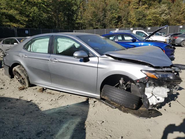 4T1G11AK4RU897021 - 2024 TOYOTA CAMRY SE NIGHT SHADE SILVER photo 4