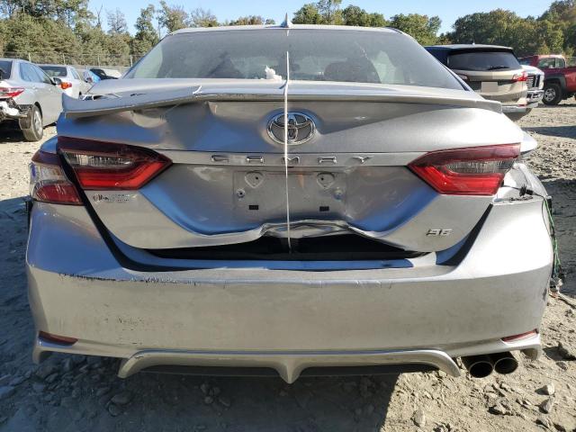 4T1G11AK4RU897021 - 2024 TOYOTA CAMRY SE NIGHT SHADE SILVER photo 6