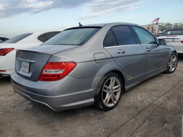 WDDGF4HB2EG204961 - 2014 MERCEDES-BENZ C 250 SILVER photo 3