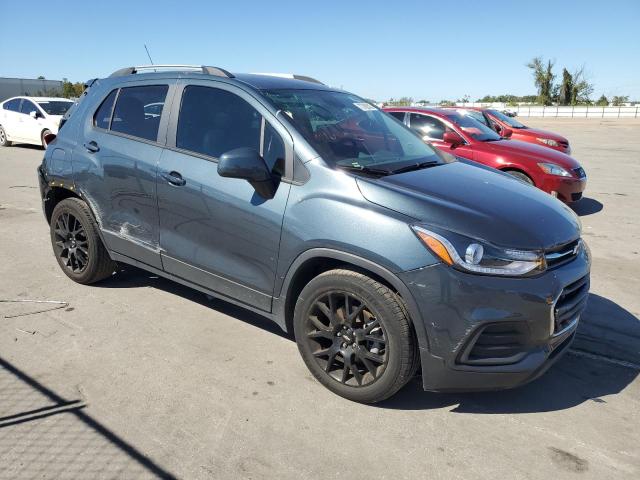 KL7CJLSM1MB368027 - 2021 CHEVROLET TRAX 1LT GRAY photo 4