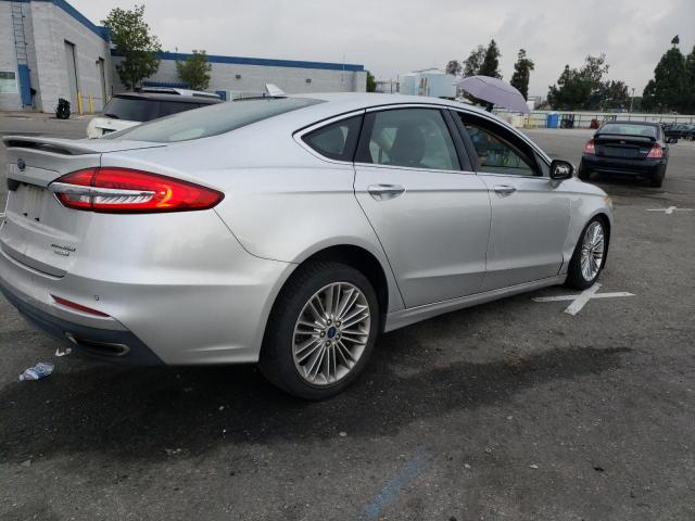 3FA6P0K92KR236658 - 2019 FORD FUSION TITANIUM SILVER photo 3