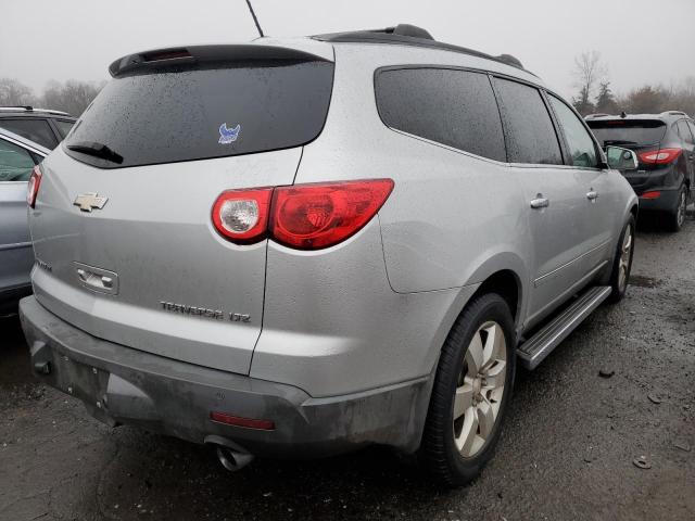 1GNEV33D49S131321 - 2009 CHEVROLET TRAVERSE LTZ GRAY photo 3