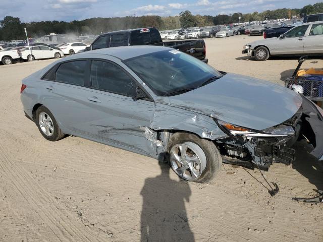 KMHLL4AG0NU327307 - 2022 HYUNDAI ELANTRA SE GRAY photo 4