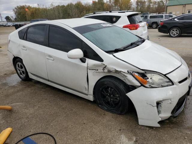 JTDKN3DU1D0345827 - 2013 TOYOTA PRIUS WHITE photo 4