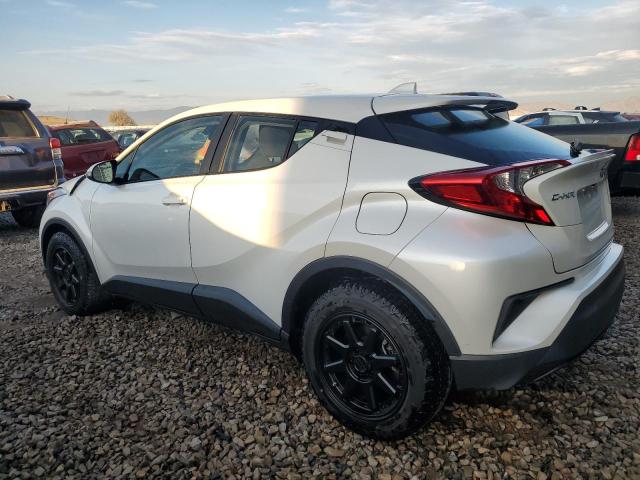 JTNKHMBX1K1054872 - 2019 TOYOTA C-HR XLE WHITE photo 2