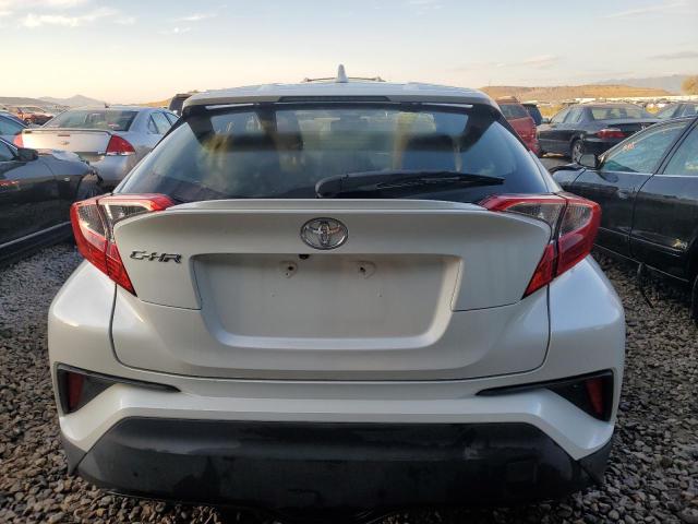 JTNKHMBX1K1054872 - 2019 TOYOTA C-HR XLE WHITE photo 6