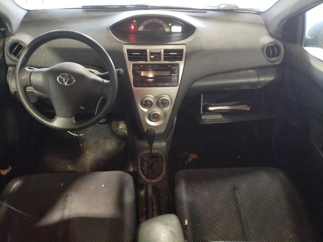 JTDBT923871055893 - 2007 TOYOTA YARIS SILVER photo 8