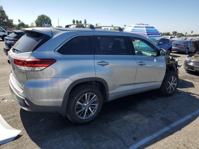 5TDJGRFH0HS034031 - 2017 TOYOTA HIGHLANDER HYBRID SILVER photo 3