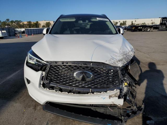 3PCAJ5BA6MF119196 - 2021 INFINITI QX50 LUXE WHITE photo 5