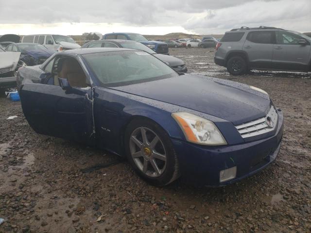 1G6YV34A755600956 - 2005 CADILLAC XLR BLUE photo 4