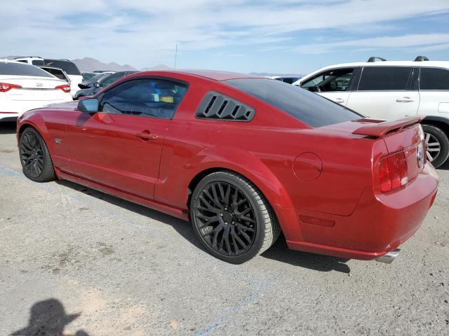 1ZVHT82HX85115339 - 2008 FORD MUSTANG GT RED photo 2