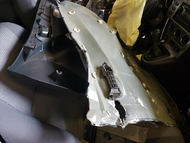 2T1KR32E86C607688 - 2006 TOYOTA COROLLA MA XR BLACK photo 12