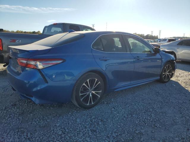 4T1B11HK9JU047292 - 2018 TOYOTA CAMRY L BLUE photo 3