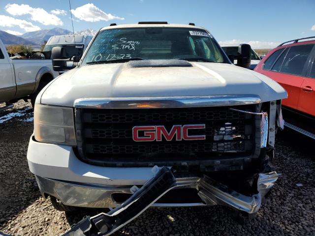 1GD422CG7EF140160 - 2014 GMC SIERRA K3500 WHITE photo 5