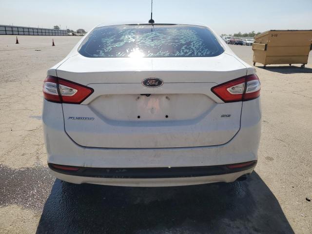 3FA6P0H78GR235334 - 2016 FORD FUSION SE WHITE photo 6