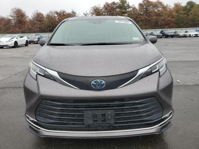 5TDYRKEC0MS043652 - 2021 TOYOTA SIENNA XLE GRAY photo 5