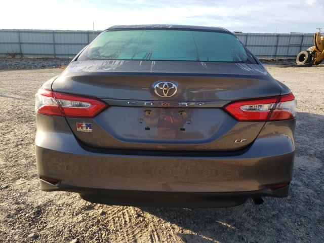 4T1B11HK4JU528082 - 2018 TOYOTA CAMRY L GRAY photo 6