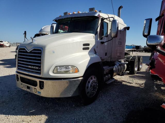 1M1AW07Y8EM039322 - 2014 MACK 600 CXU600 WHITE photo 2