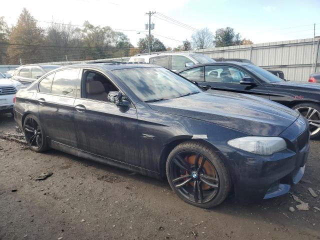 WBAFU9C53DDY71318 - 2013 BMW 550 XI BLACK photo 4