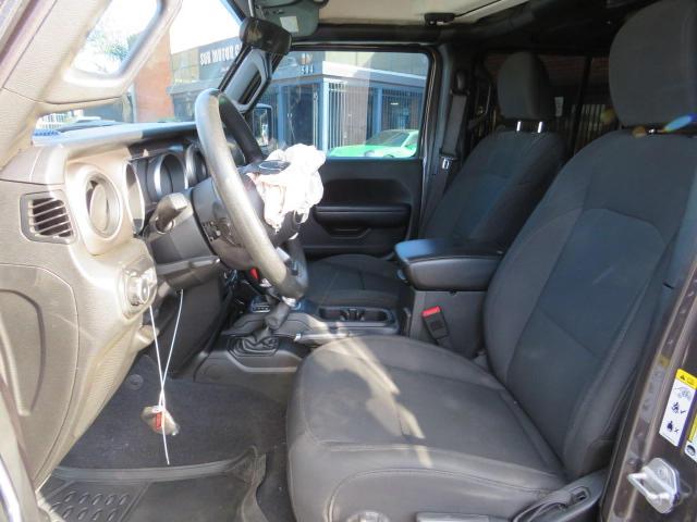 1C4HJXDG3JW272377 - 2018 JEEP WRANGLER U SPORT Сірий фото 9