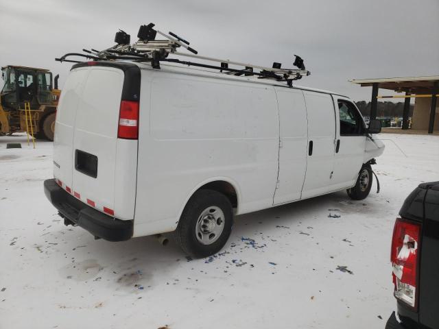 1GCWGBFPXM1226312 - 2021 CHEVROLET EXPRESS WHITE photo 3