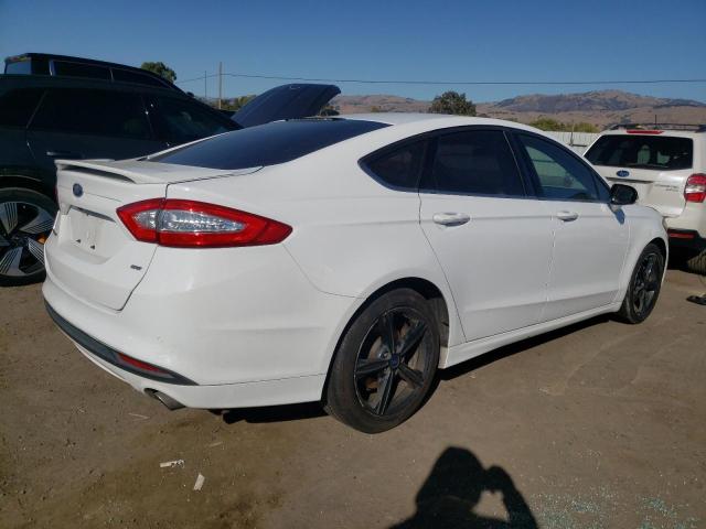 3FA6P0H79GR291525 - 2016 FORD FUSION SE WHITE photo 3