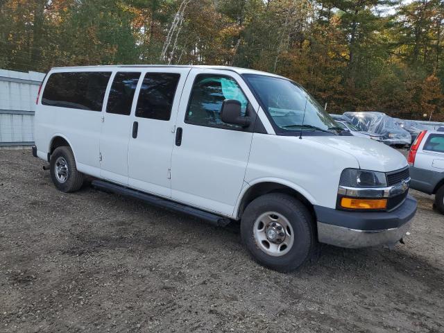 1GAZGPFG9L1198861 - 2020 CHEVROLET EXPRESS G3 LT WHITE photo 4