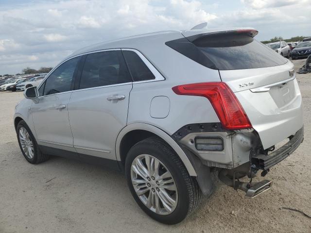 1GYKNERS7JZ146172 - 2018 CADILLAC XT5 PREMIUM LUXURY SILVER photo 2