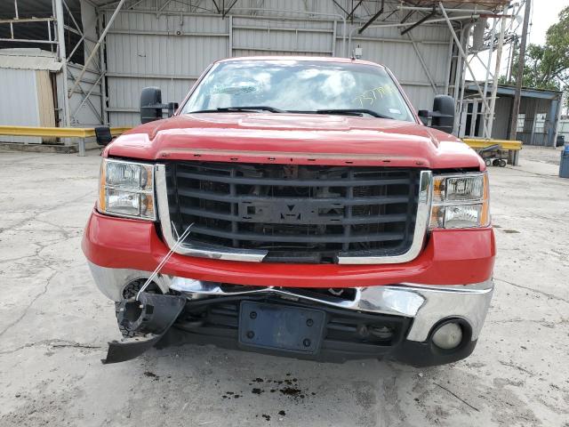 1GT5K0BG0AZ176828 - 2010 GMC SIERRA K2500 SLE RED photo 5