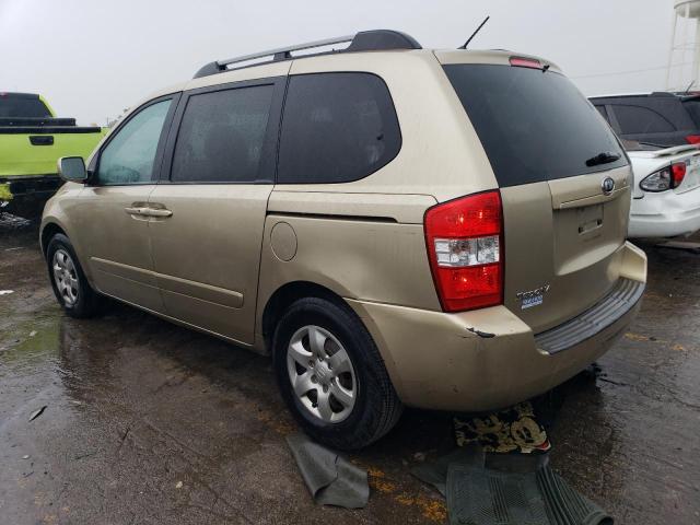 KNDMB133586257770 - 2008 KIA SEDONA GOLD photo 2