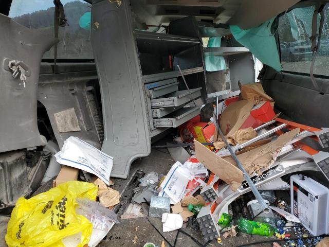 1GAZGPFGXJ1317546 - 2018 CHEVROLET EXPRESS G3 LT WHITE photo 10