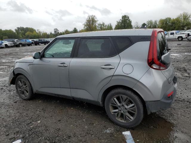 KNDJ33AU8N7816757 - 2022 KIA SOUL EX GRAY photo 2