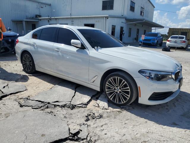 WBAJA7C57KG911810 - 2019 BMW 530 XI WHITE photo 4