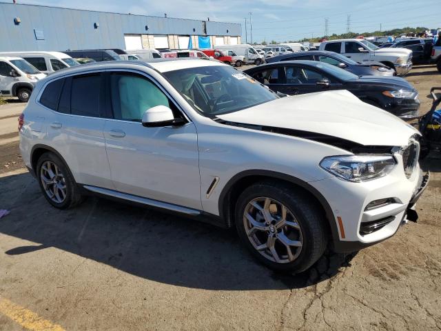 5UXTS1C05M9H87006 - 2021 BMW X3 XDRIVE30E WHITE photo 4