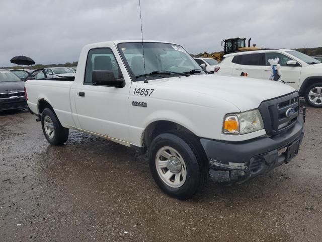 1FTKR1AD1BPA39552 - 2011 FORD RANGER WHITE photo 4