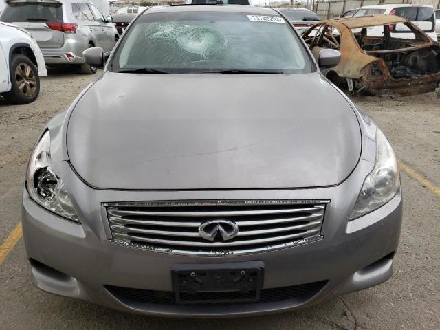 JNKCV64E18M107679 - 2008 INFINITI G37 BASE GRAY photo 5