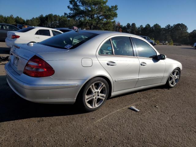 WDBUF83J35X168733 - 2005 MERCEDES-BENZ E 500 4MATIC SILVER photo 3