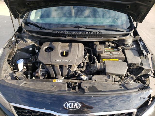 3KPFK4A70HE063206 - 2017 KIA FORTE LX BLACK photo 11