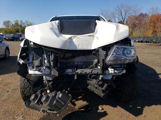 1GCGTEEN9K1332166 - 2019 CHEVROLET COLORADO ZR2 WHITE photo 5