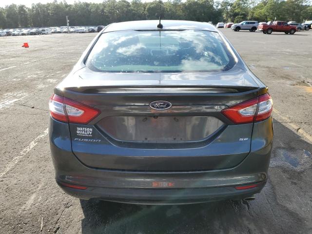 1FA6P0H78F5118239 - 2015 FORD FUSION SE GRAY photo 6