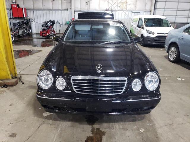 WDBJF65J91B182146 - 2001 MERCEDES-BENZ E 320 BLACK photo 5