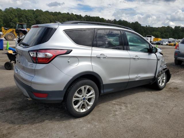 1FMCU0GD6HUD10597 - 2017 FORD ESCAPE SE SILVER photo 3