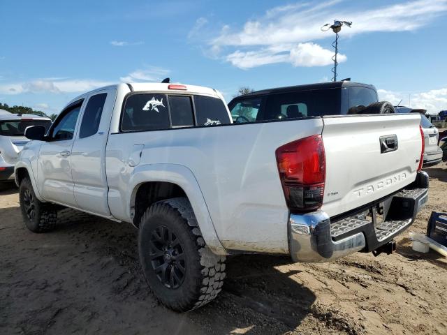 3TYRZ5CN8LT000609 - 2020 TOYOTA TACOMA ACCESS CAB WHITE photo 2