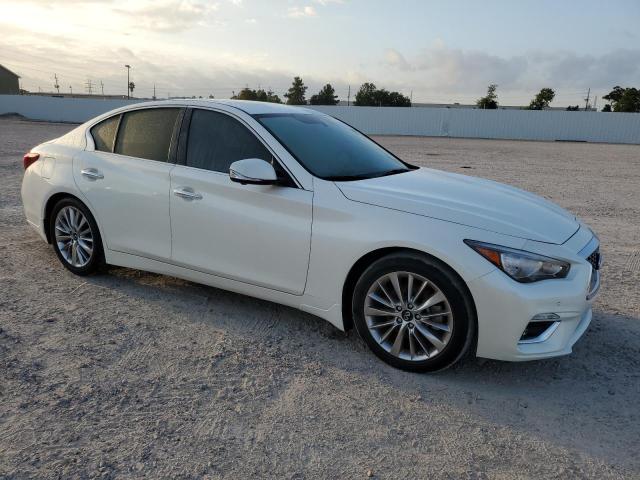 JN1EV7BP1MM703439 - 2021 INFINITI Q50 LUXE WHITE photo 4