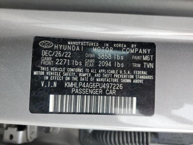 KMHLP4AG6PU497226 - 2023 HYUNDAI ELANTRA LIMITED SILVER photo 12