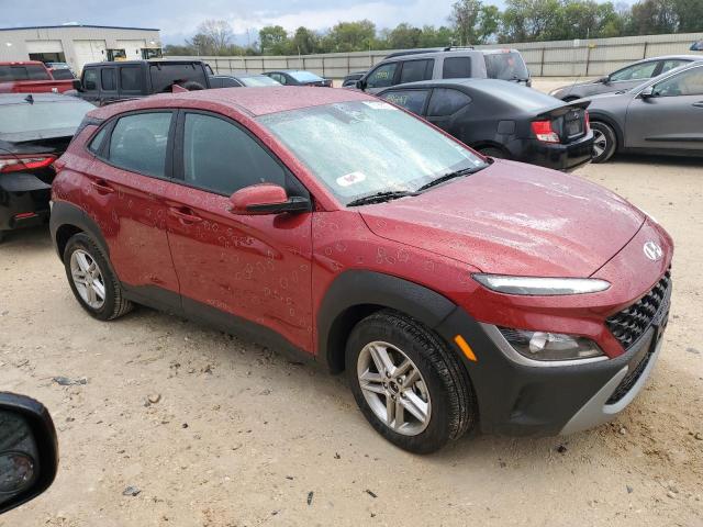 KM8K22AB2PU040920 - 2023 HYUNDAI KONA SE RED photo 4