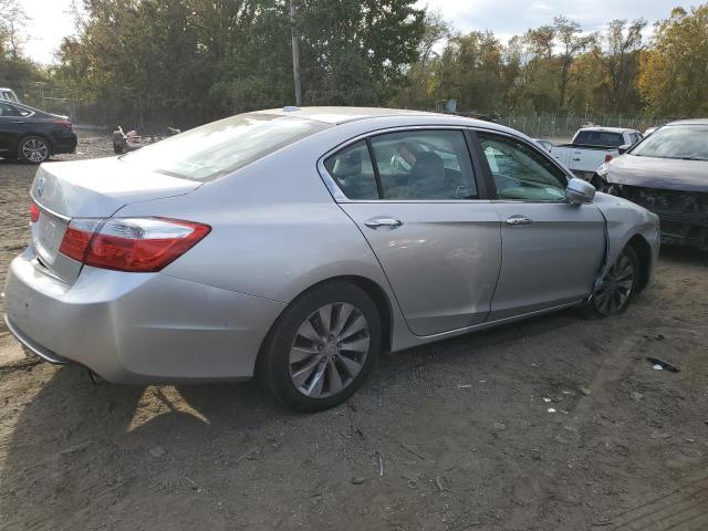 1HGCR2F8XDA168063 - 2013 HONDA ACCORD EXL SILVER photo 3