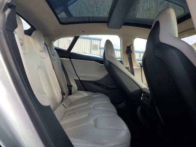 5YJSA1DN7DFP18038 - 2013 TESLA MODEL S WHITE photo 10