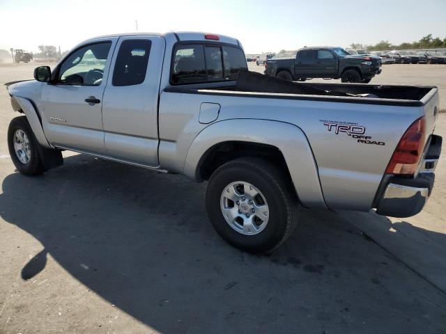 5TETU62N95Z111375 - 2005 TOYOTA TACOMA PRERUNNER ACCESS CAB SILVER photo 2
